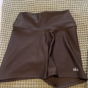 ALO Yoga 5” Airlift Energy Shorts
